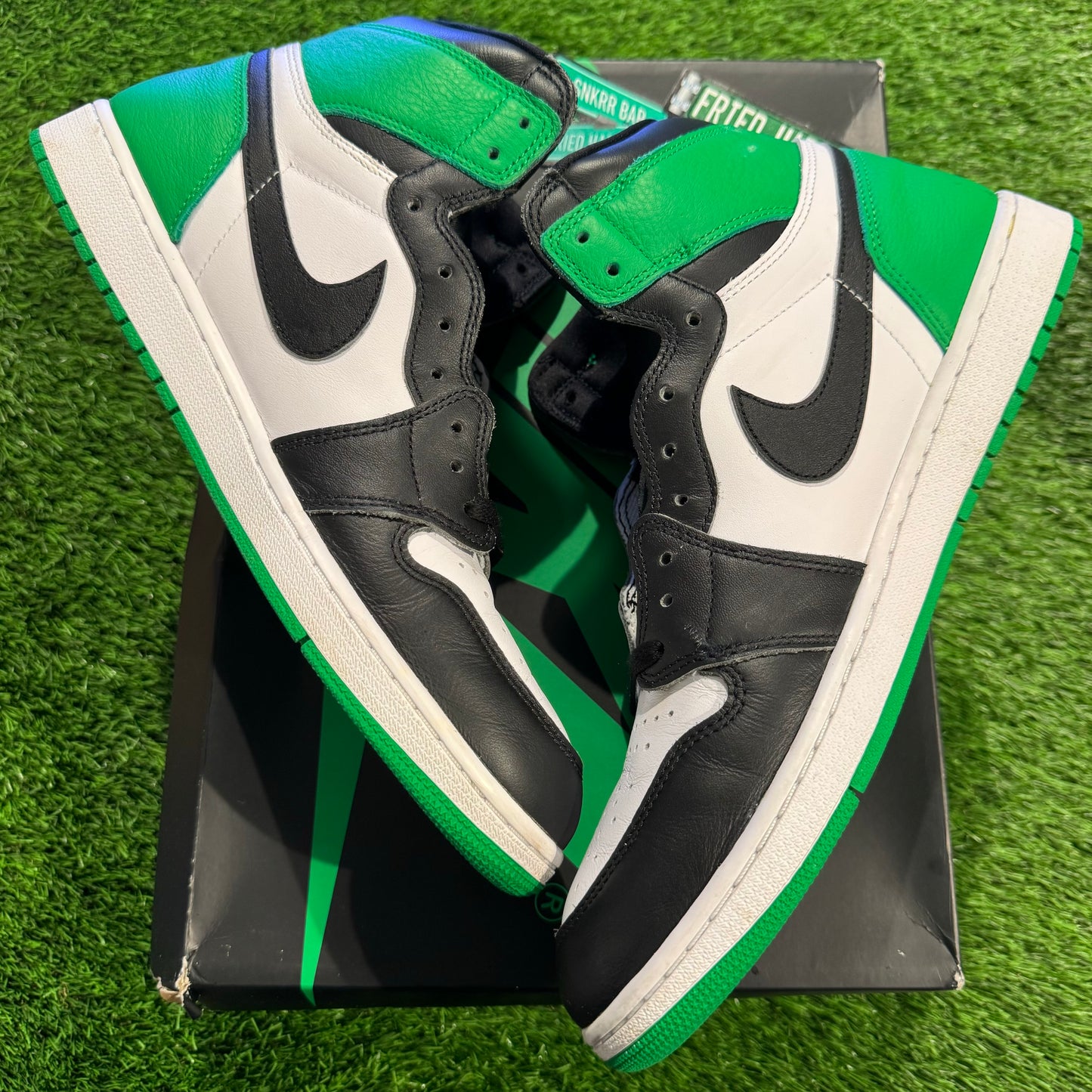 Air Jordan 1 Retro High OG 'Lucky Green'