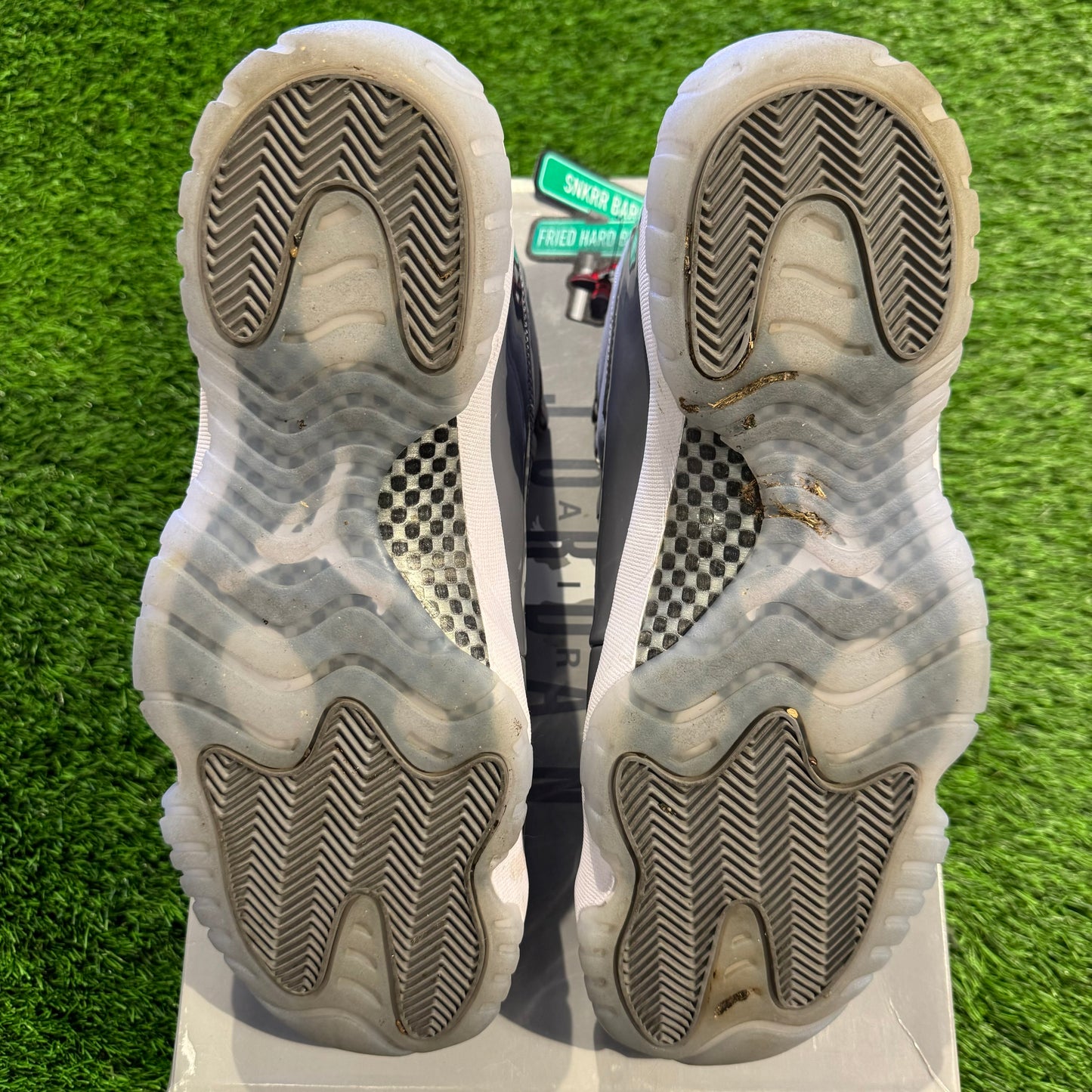 Air Jordan 11 Retro 'Cool Grey' 2021