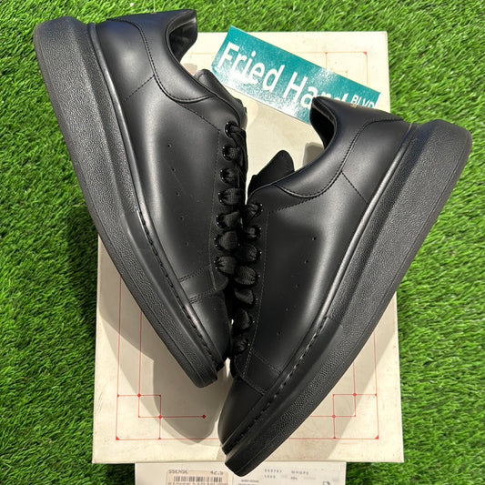 Alexander McQueen Oversized Sneaker 'All Black'