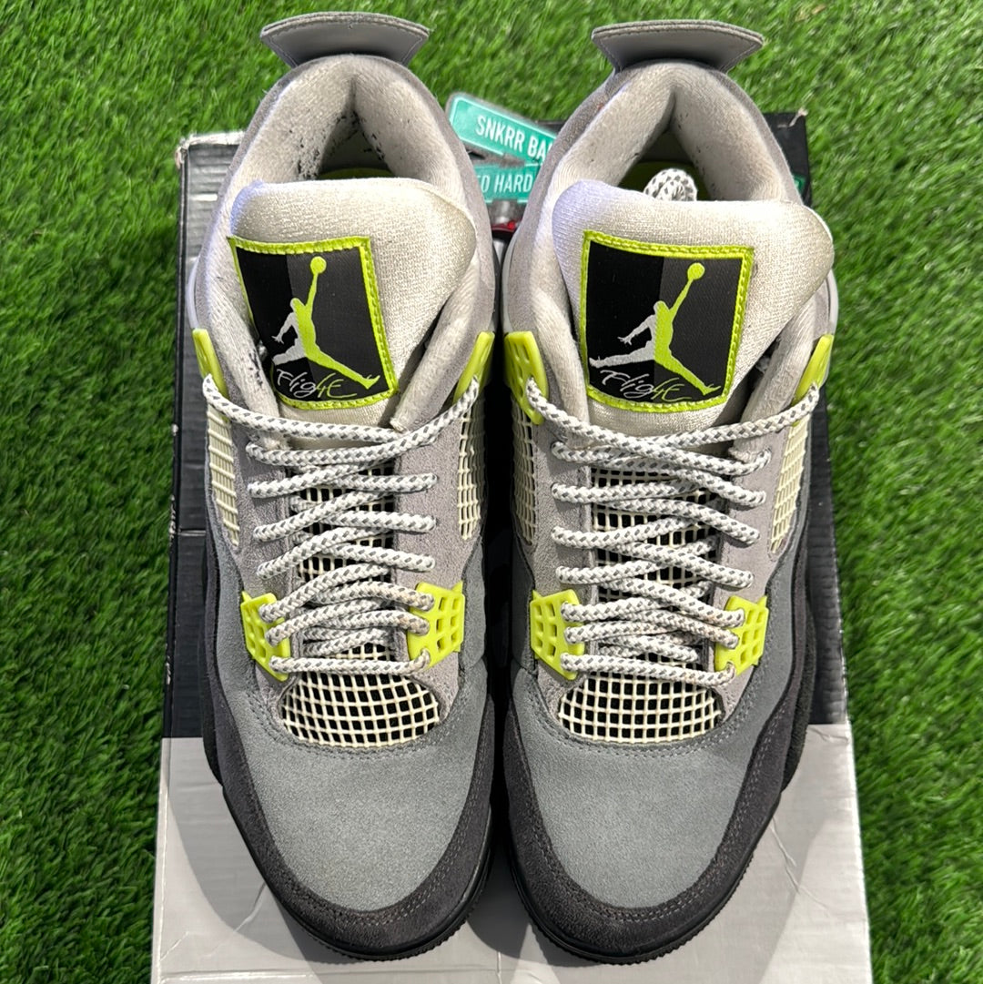 Air Jordan 4 Retro SE 'Neon 95'