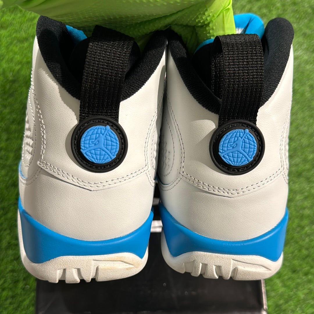 Air Jordan 9 Retro 'Powder Blue' 2010