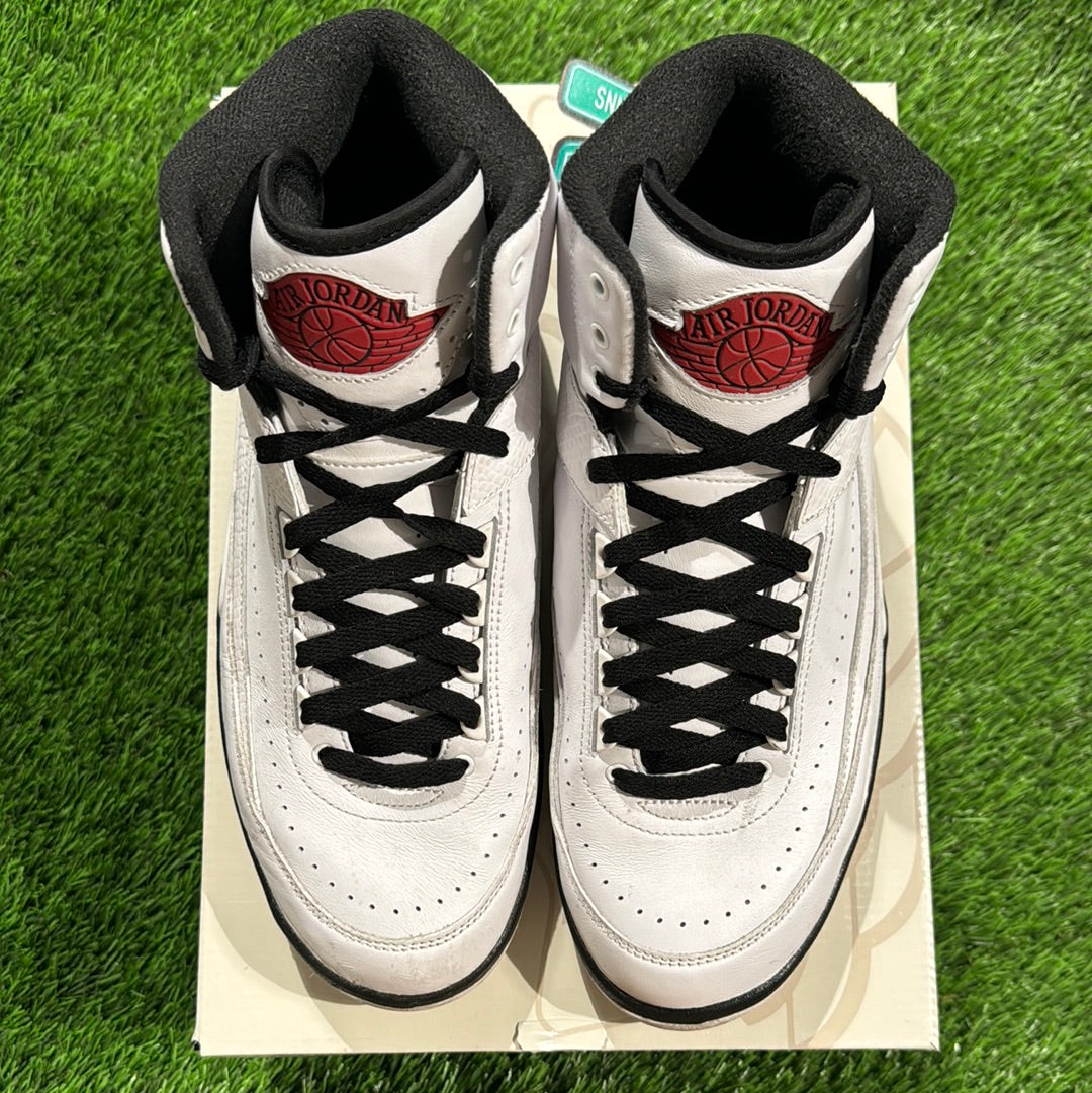 Air Jordan 2 Retro 'Chicago' 2022
