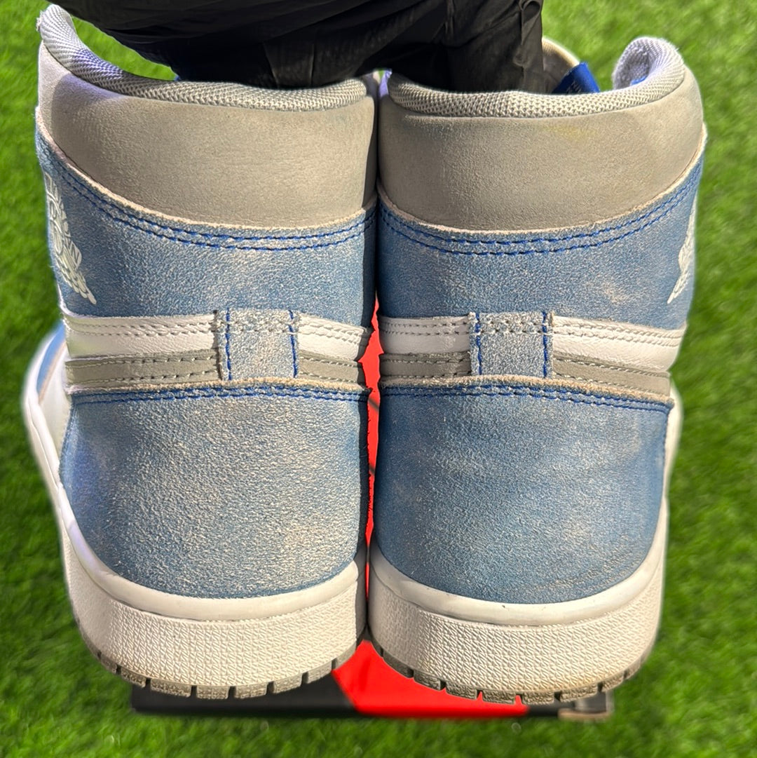Air Jordan 1 Retro High OG 'Hyper Royal'