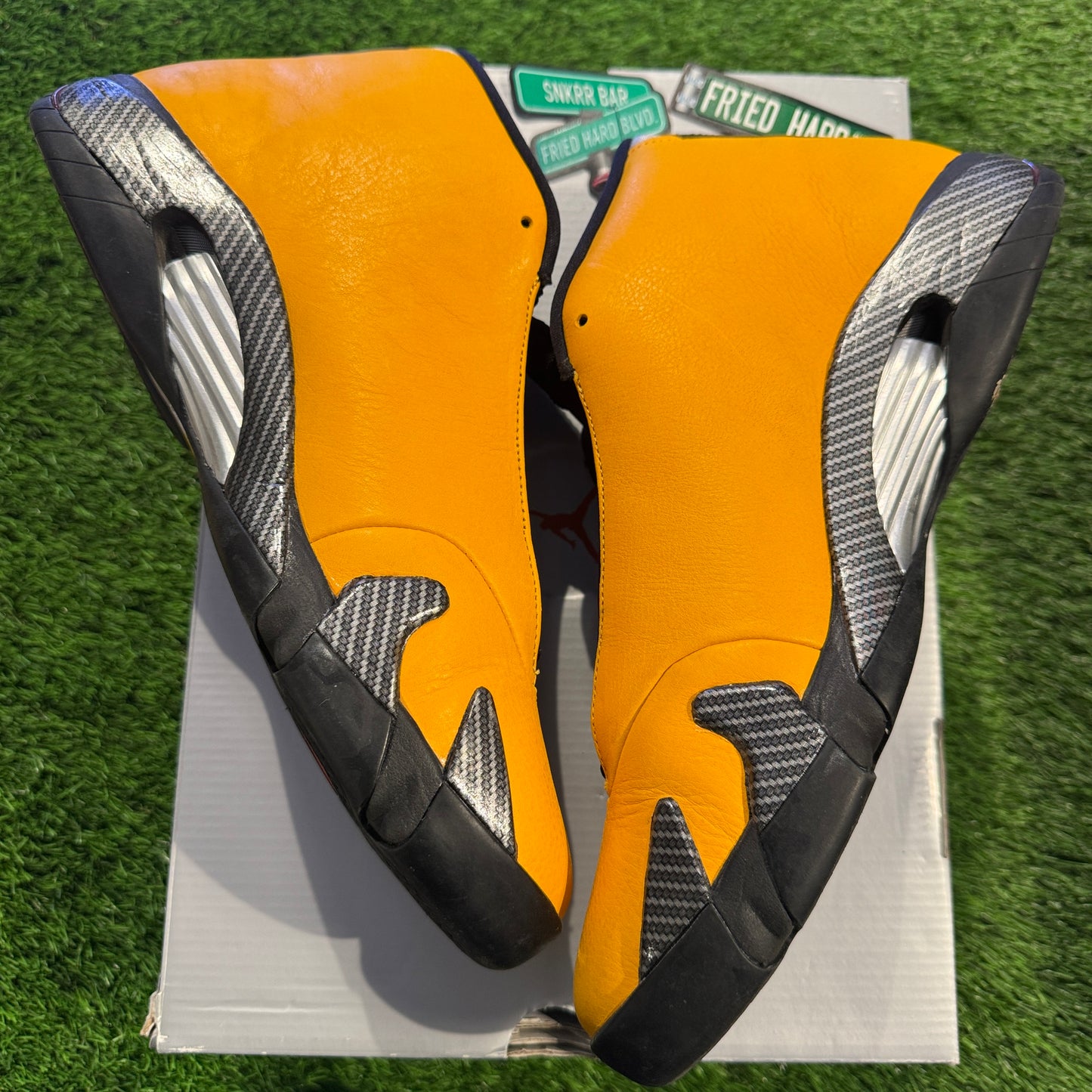 Air Jordan 14 Retro 'Reverse Ferrari'