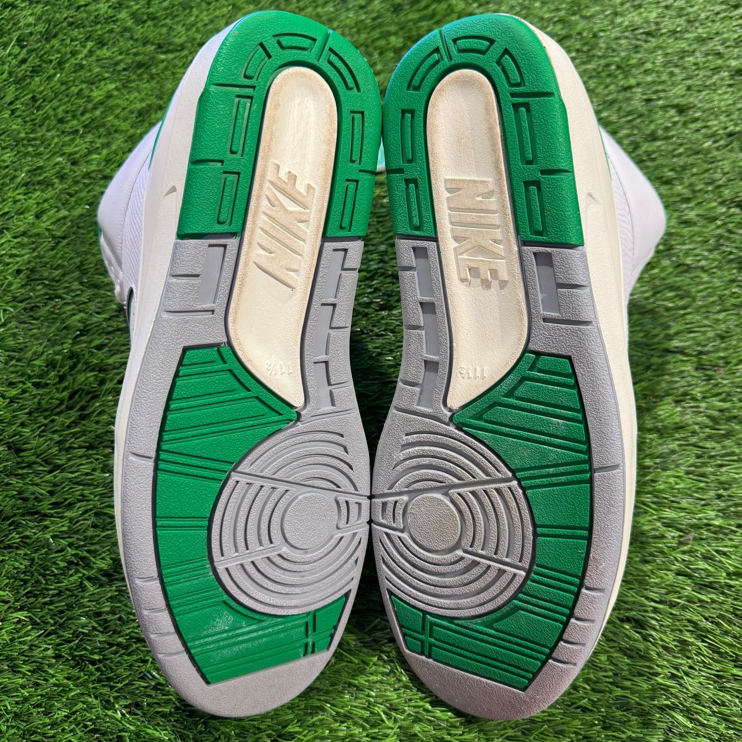 Air Jordan 2 Retro 'Lucky Green'