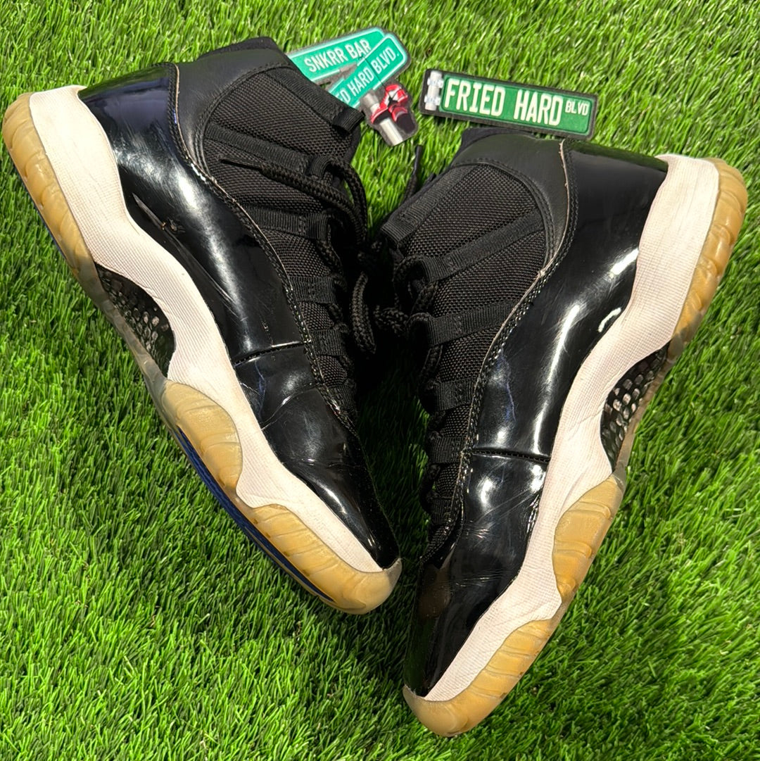 Air Jordan 11 Retro 'Space Jam' 2016