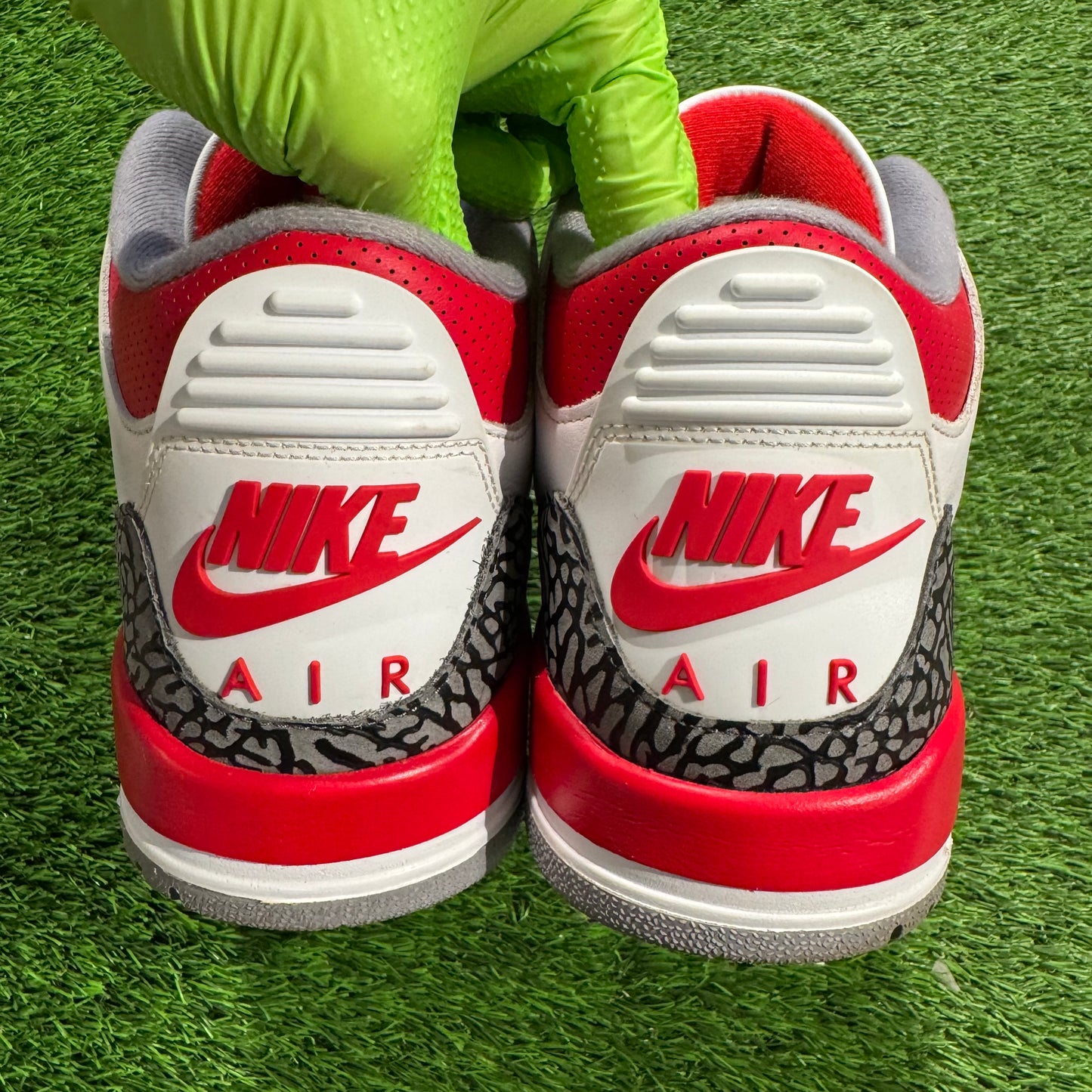 Air Jordan 3 Retro 'Fire Red' 2022