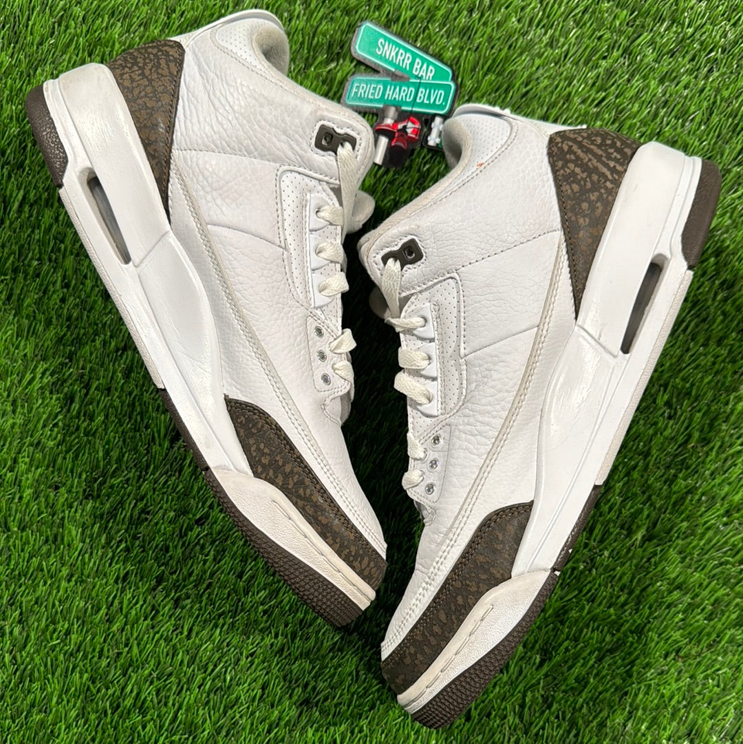 Air Jordan 3 Retro 'Mocha' 2018