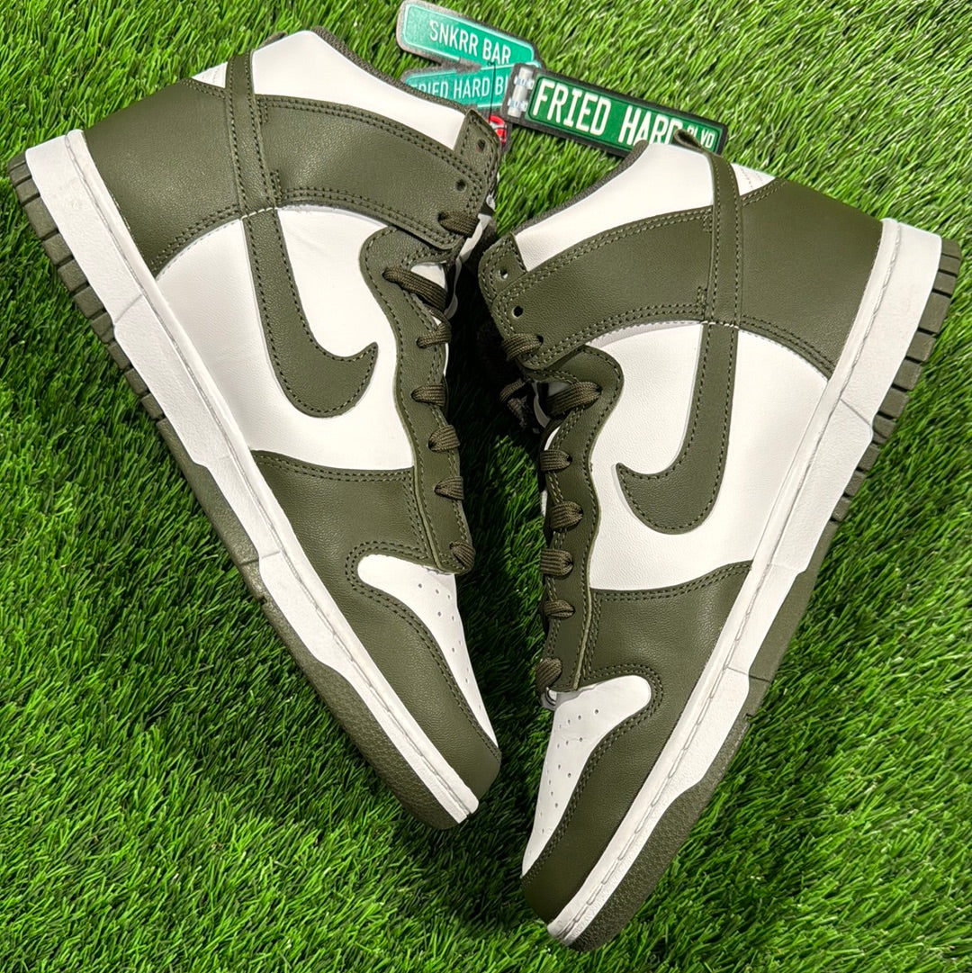 Dunk High 'Cargo Khaki' 2022