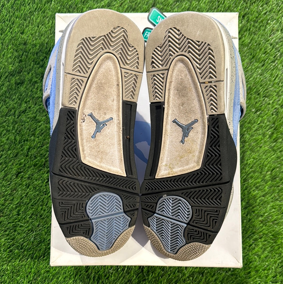 Air Jordan 4 Retro 'University Blue'