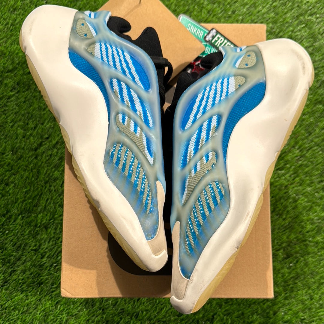 Yeezy 700 V3 'Arzareth'