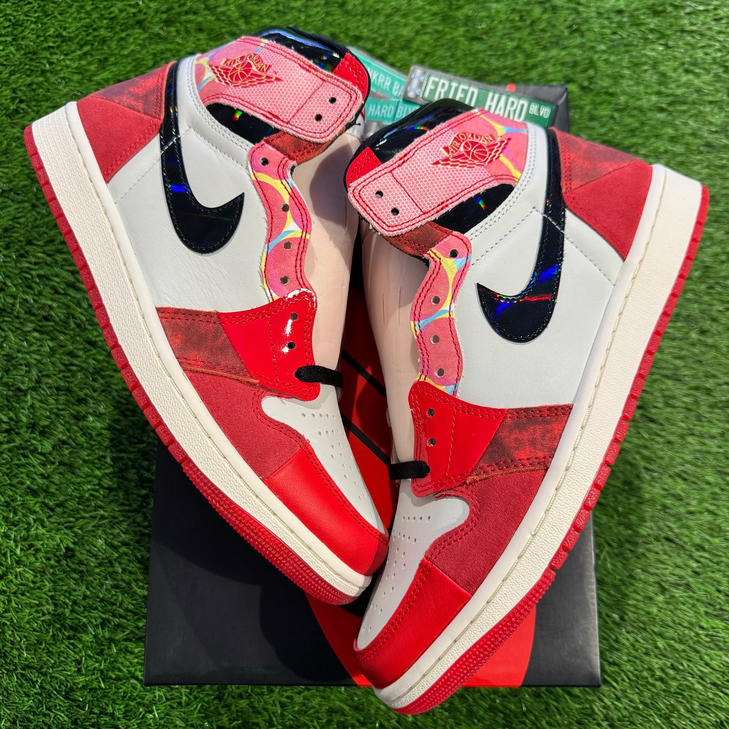 Marvel x Air Jordan 1 Retro High OG 'Next Chapter'