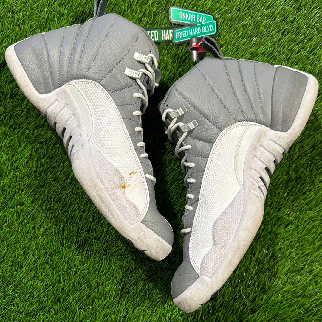 Air Jordan 12 Retro 'Stealth'