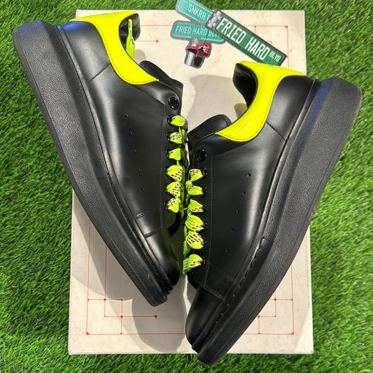 Alexander McQueen Oversized Sneaker 'Black Volt’
