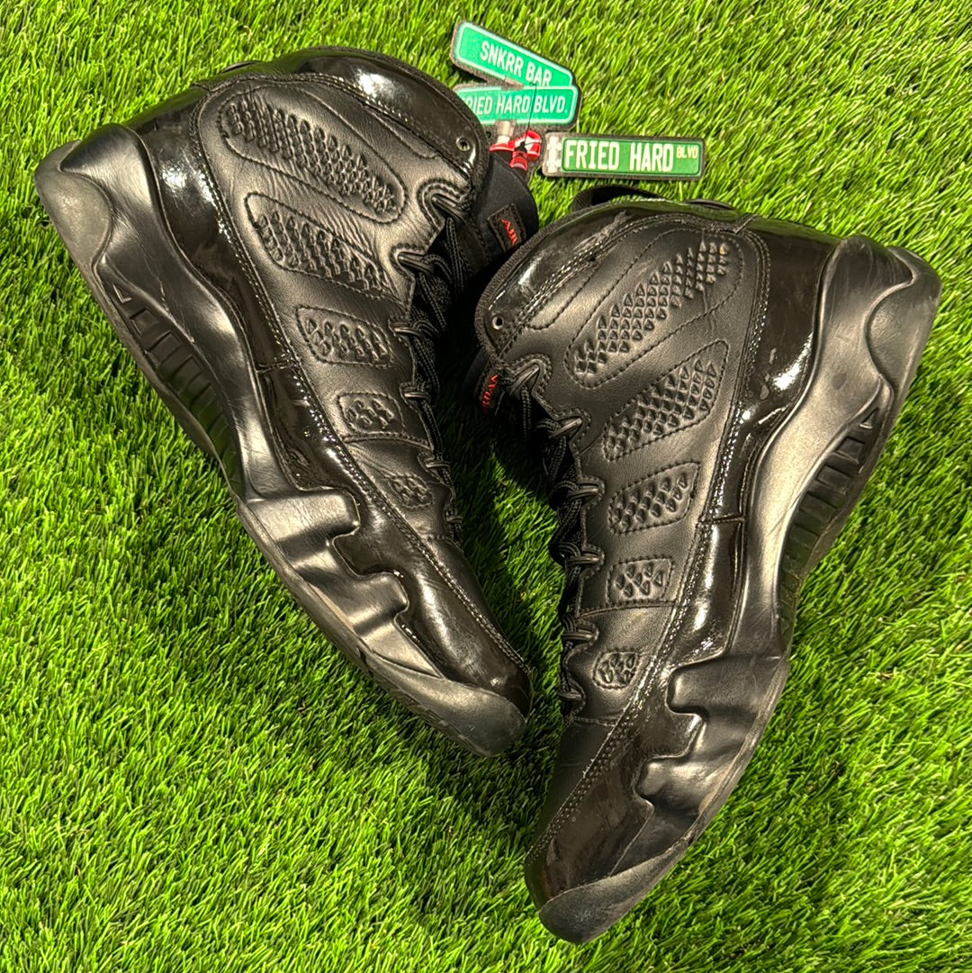 Air Jordan 9 Retro 'Bred'