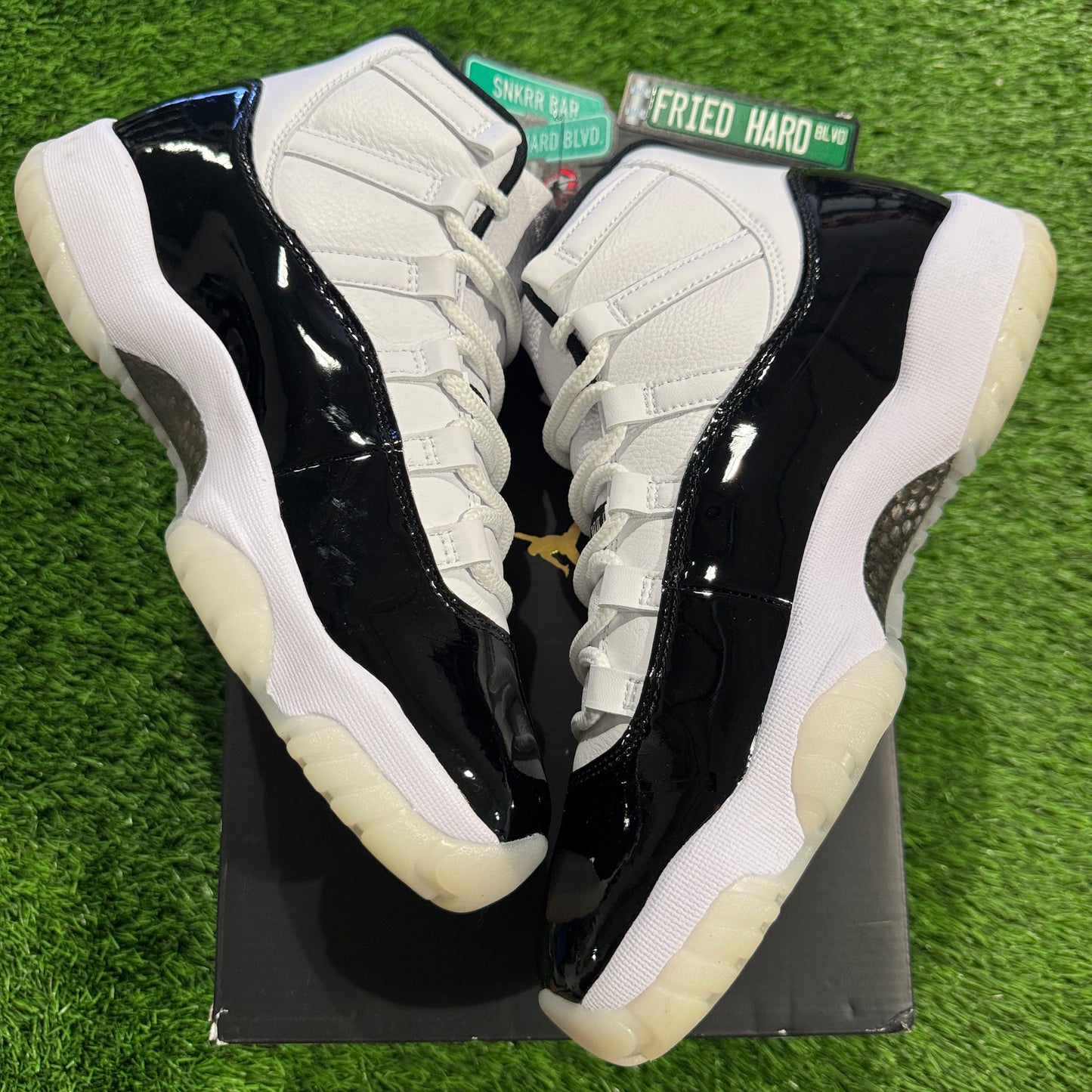 Air Jordan 11 Retro 'Gratitude / Defining Moments'