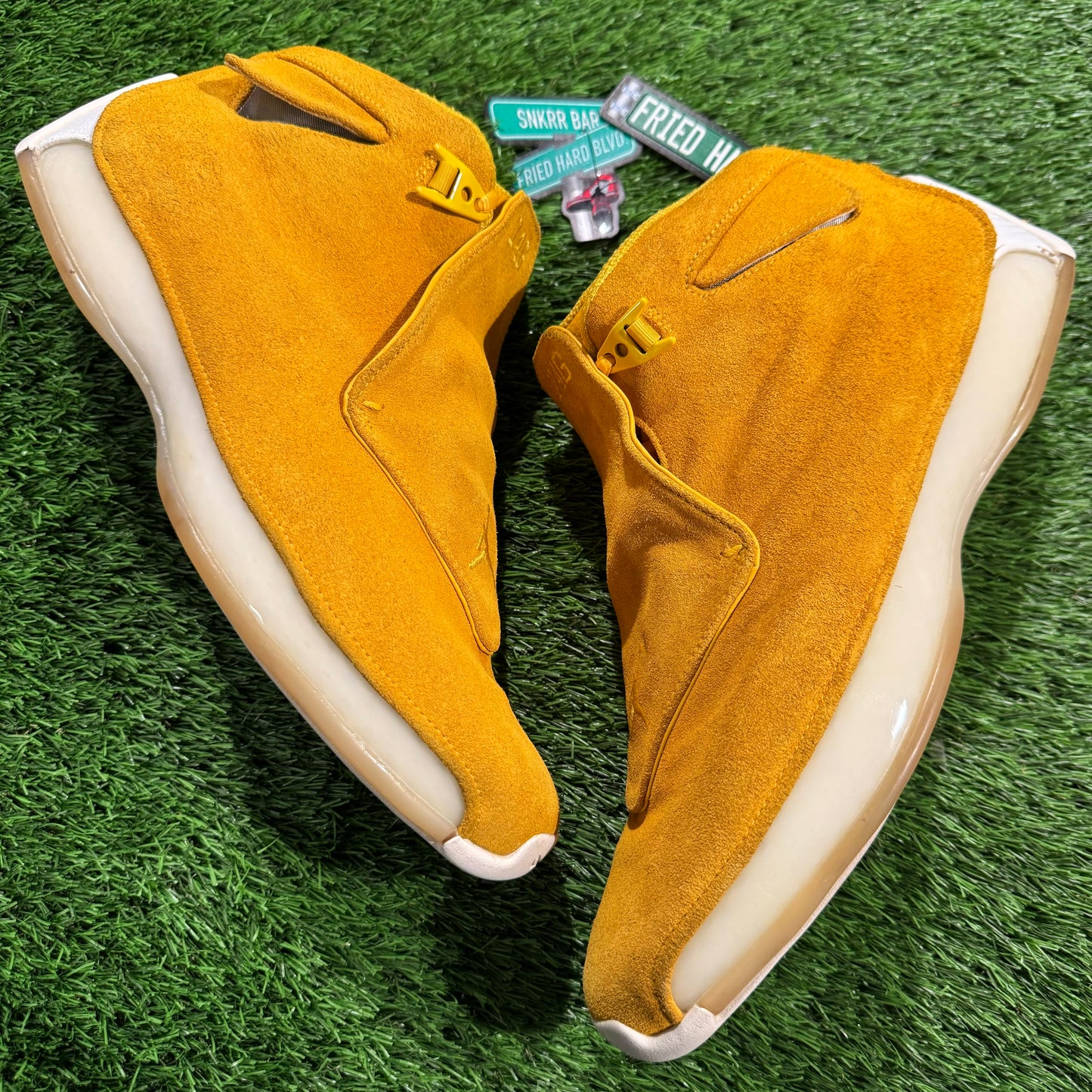 Air Jordan 18 Retro 'Yellow Suede'