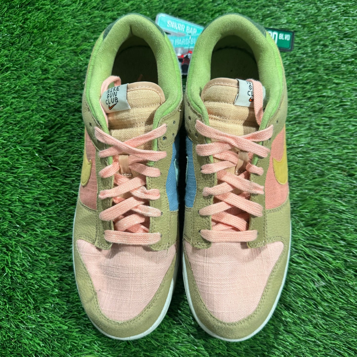 Dunk Low 'Sun Club - Arctic Orange Sanded Gold'