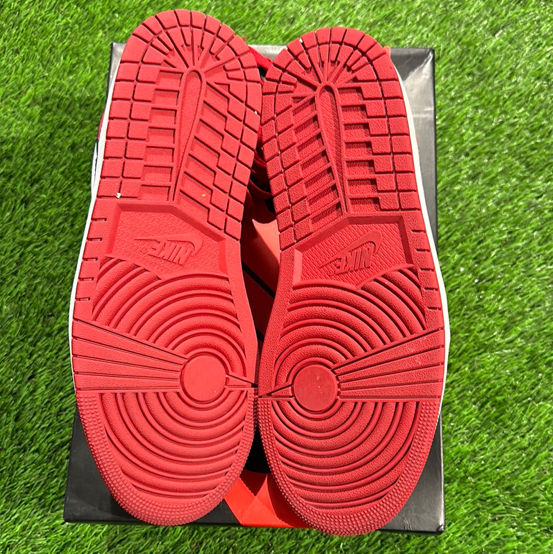 Air Jordan 1 Retro Low OG 'Black Toe'