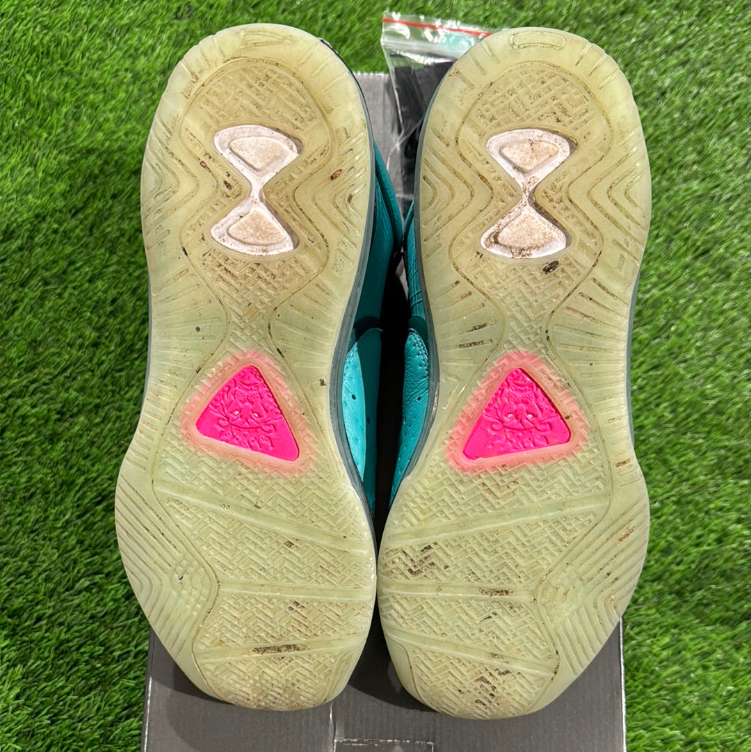 LeBron 8 Retro 'South Beach' 2021