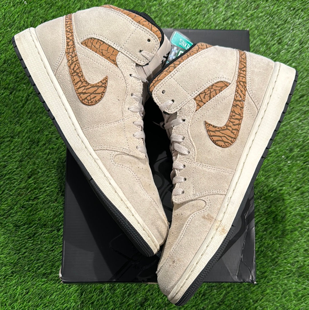 Air Jordan 1 Mid SE 'Brown Elephant'