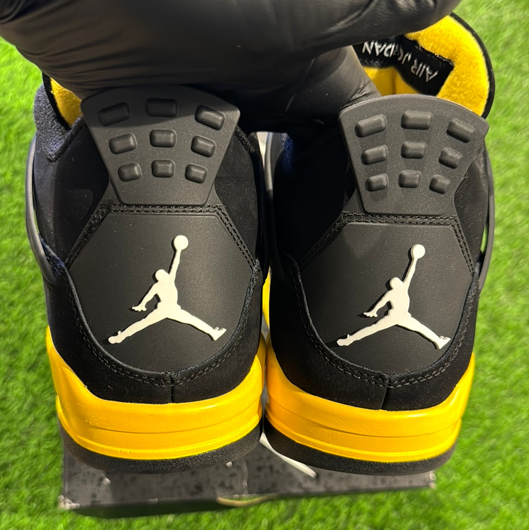 Air Jordan 4 Retro 'Thunder' 2023