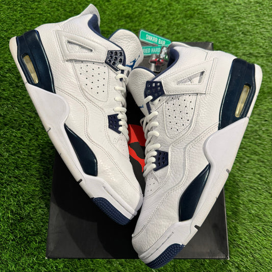 Air Jordan 4 Retro LS 'Columbia'