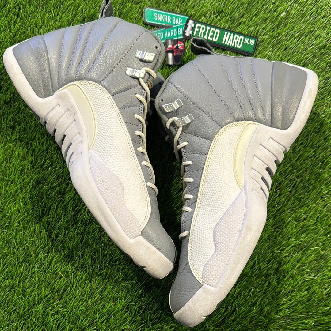 Air Jordan 12 Retro 'Stealth'