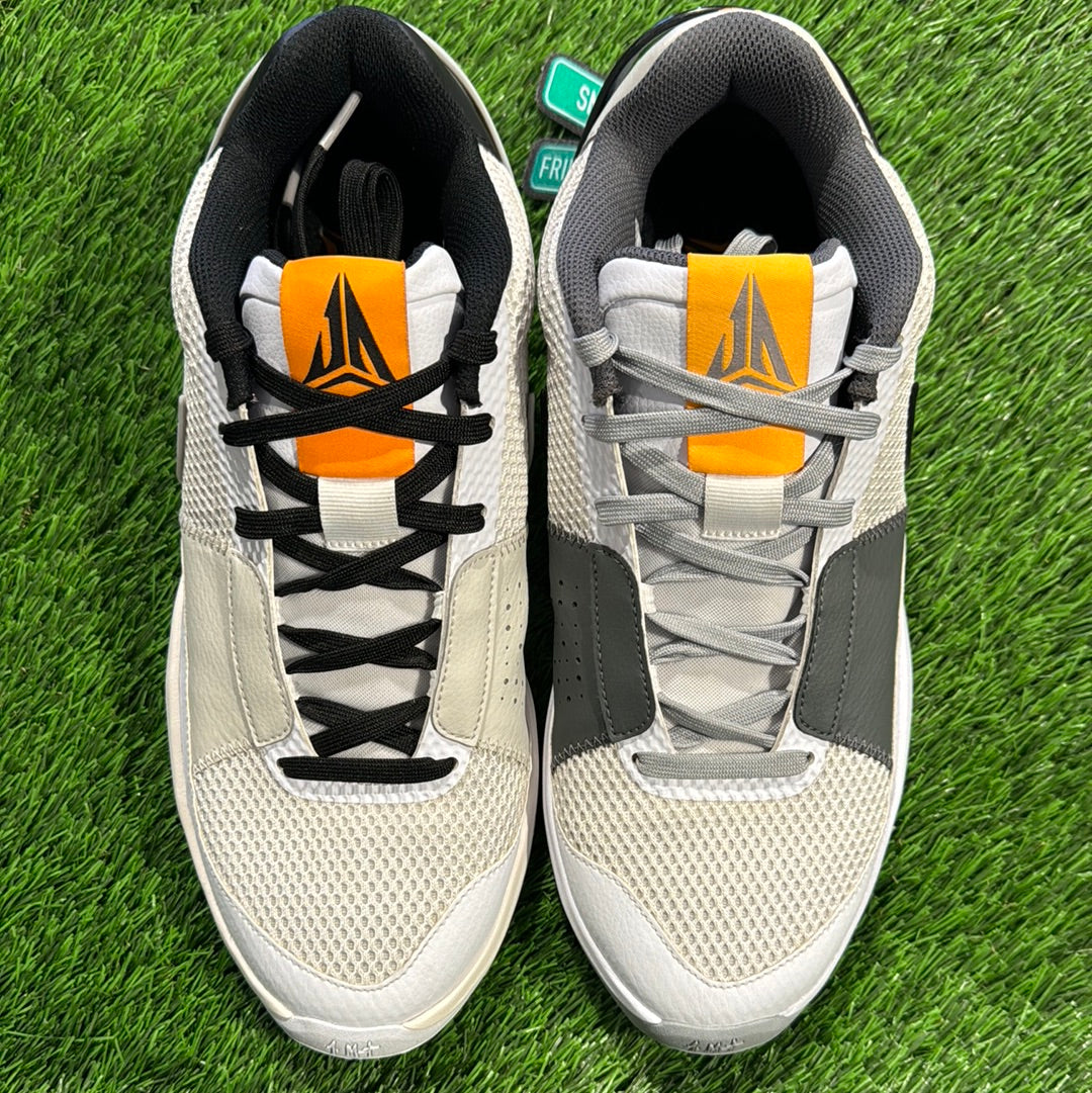 Ja 1 'Light Smoke Grey'