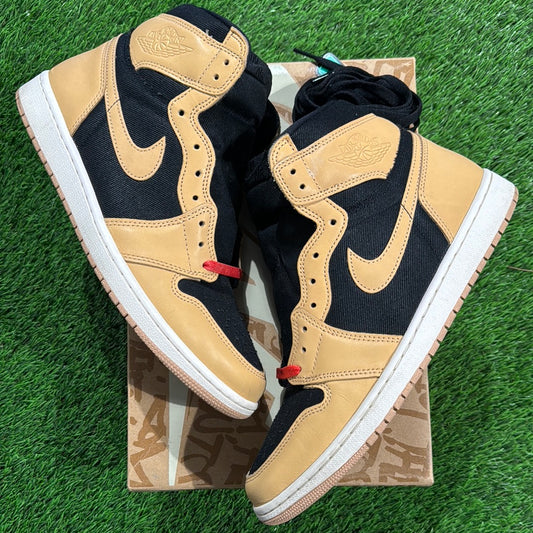 Air Jordan 1 Retro High OG 'Heirloom'