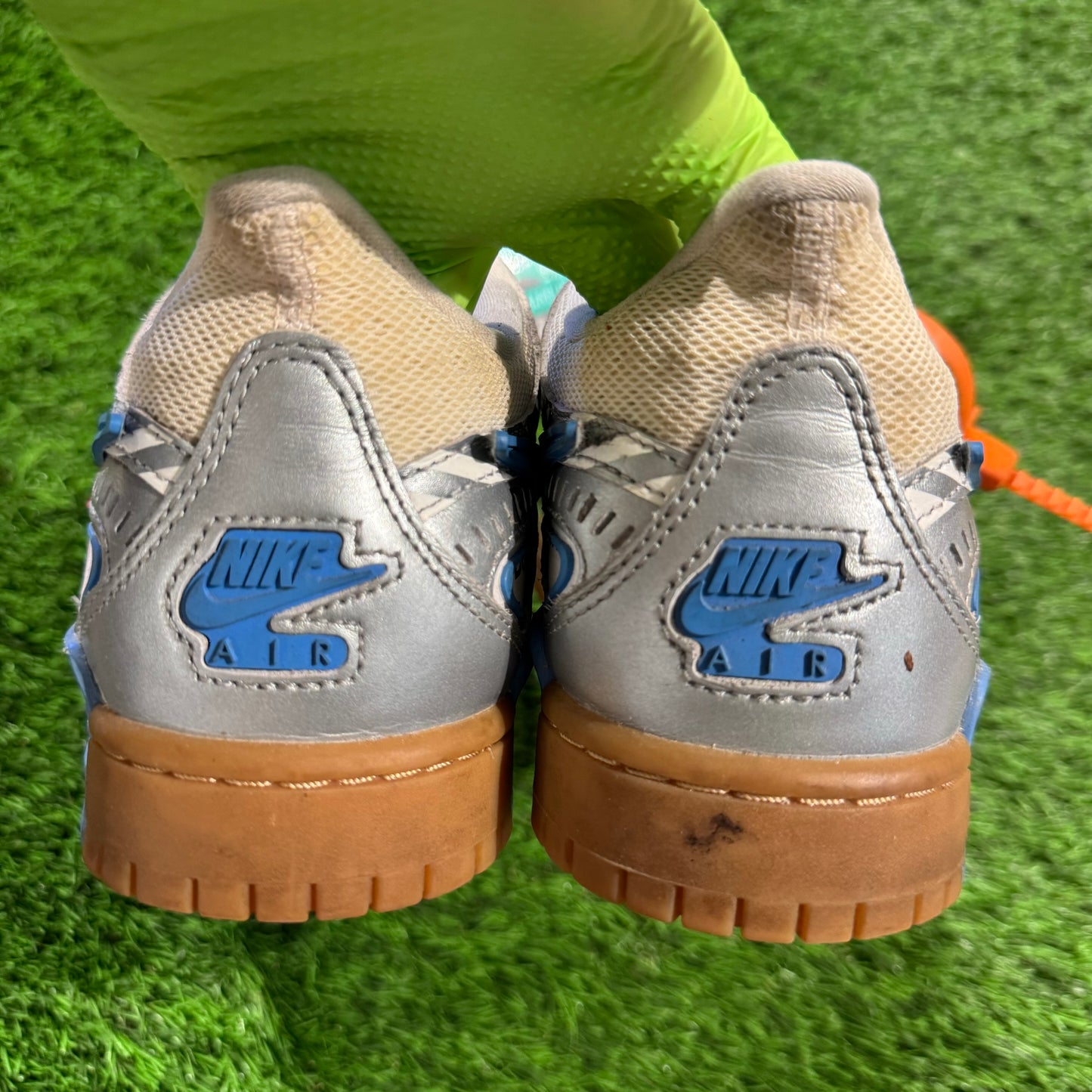 Off-White x Air Rubber Dunk 'University Blue'