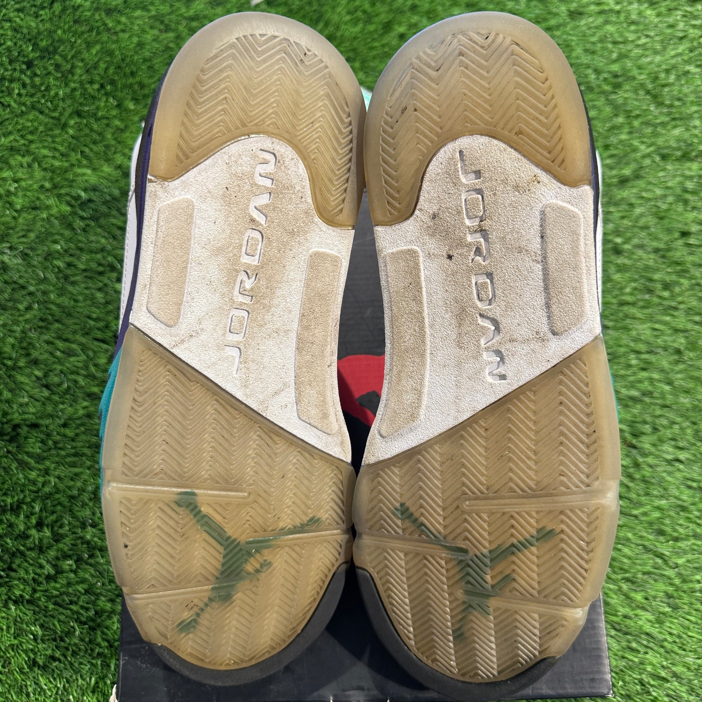 Air Jordan 5 Retro 'Grape' 2013