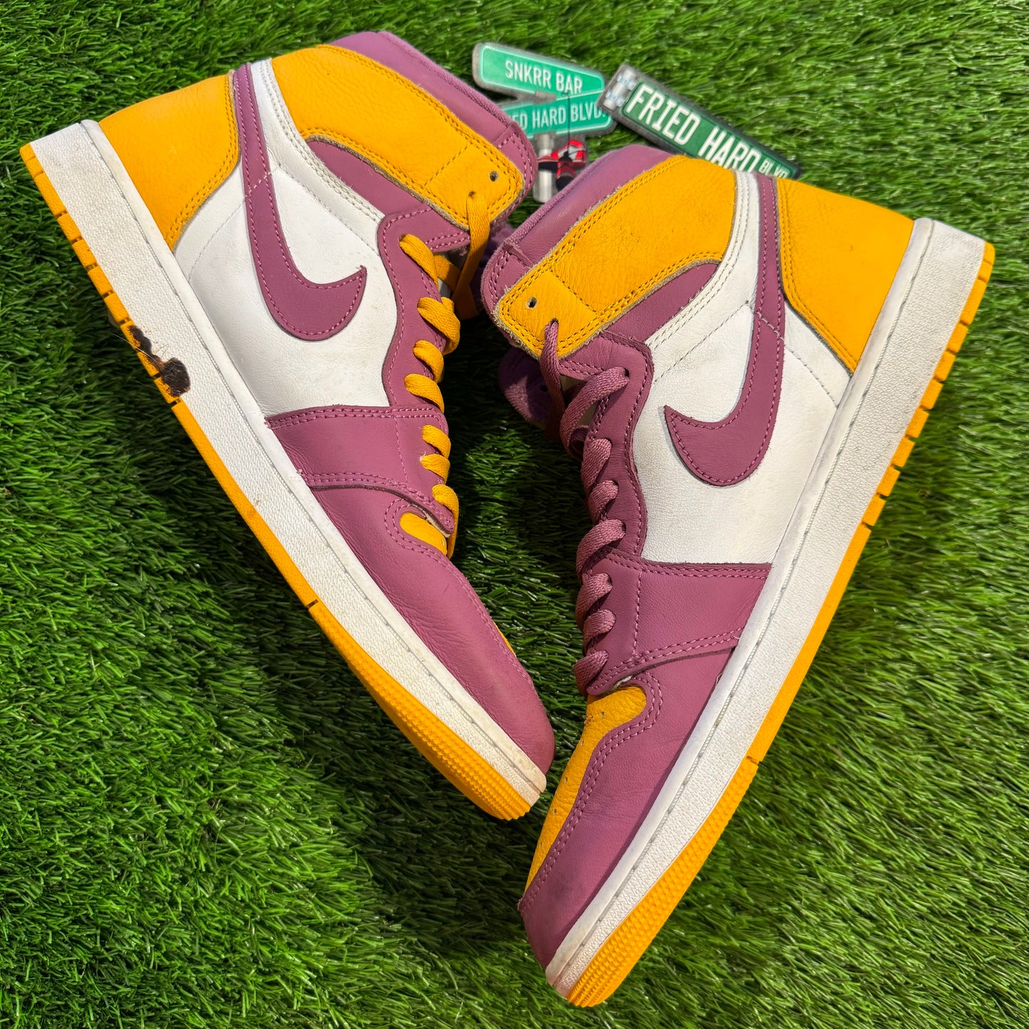 Air Jordan 1 Retro High OG 'Brotherhood'