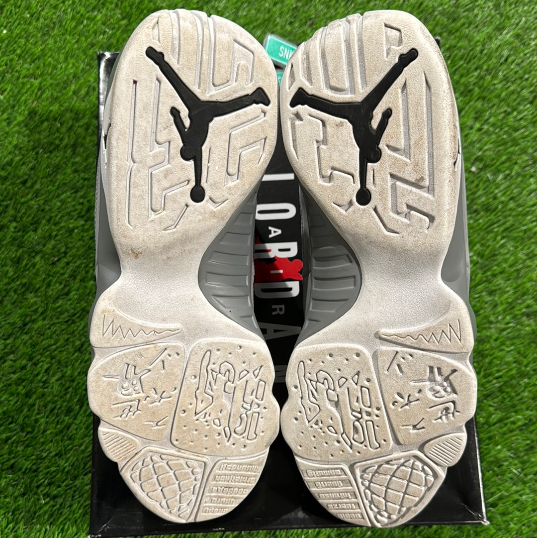 Air Jordan 9 Retro 'Particle Grey'