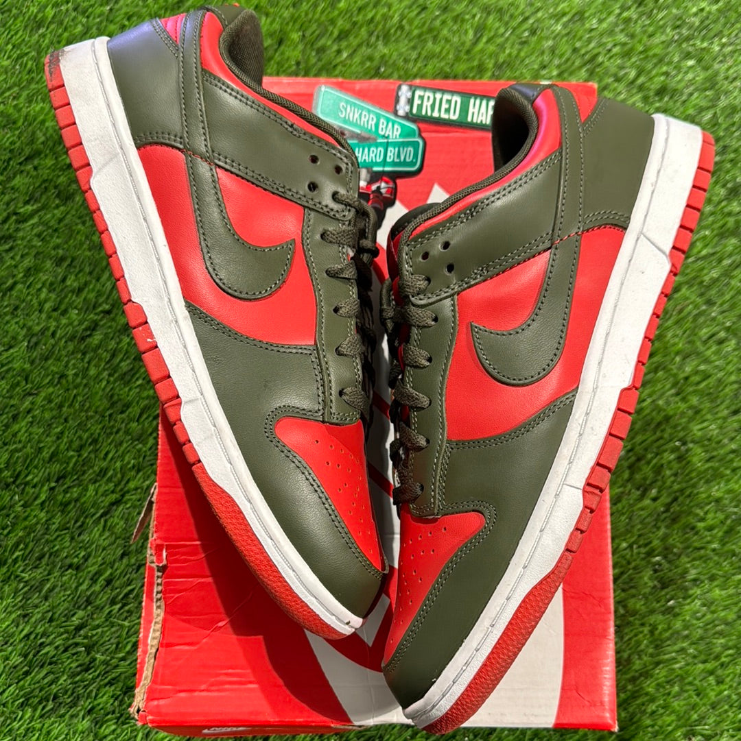 Dunk Low 'Cargo Khaki Mystic Red'