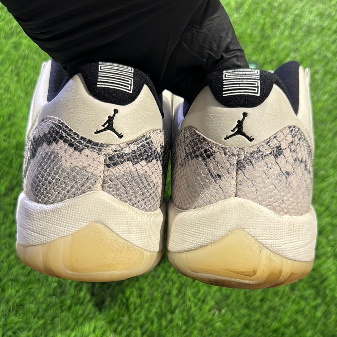Air Jordan 11 Retro Low 'Light Bone Snakeskin'