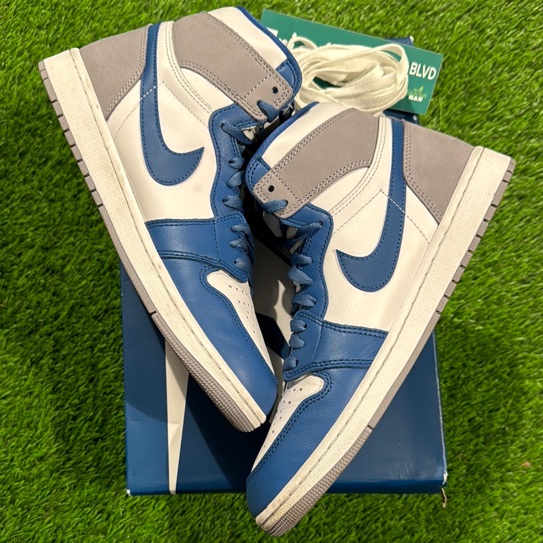 Air Jordan 1 Retro High OG 'True Blue'
