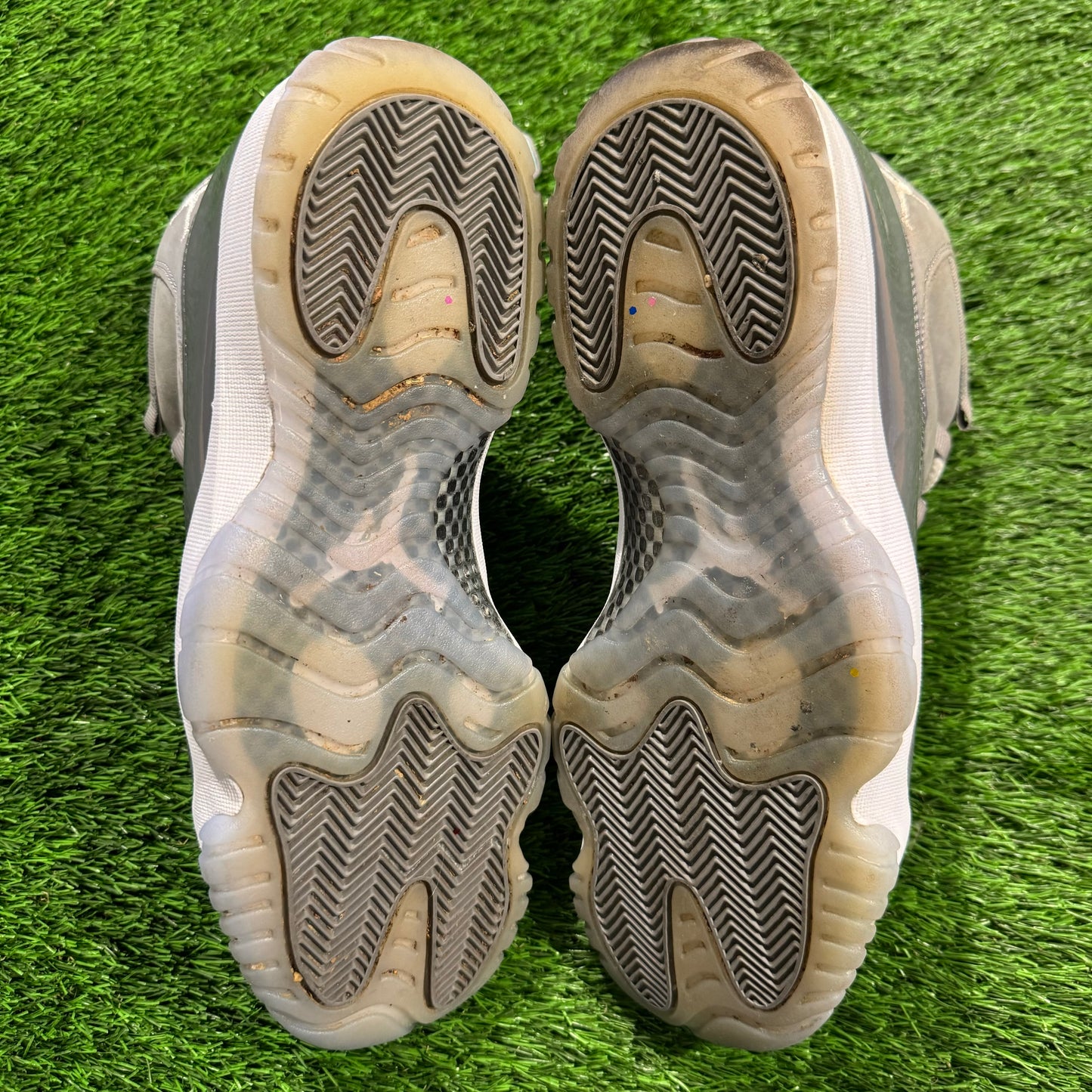 Air Jordan 11 Retro 'Cool Grey' 2021