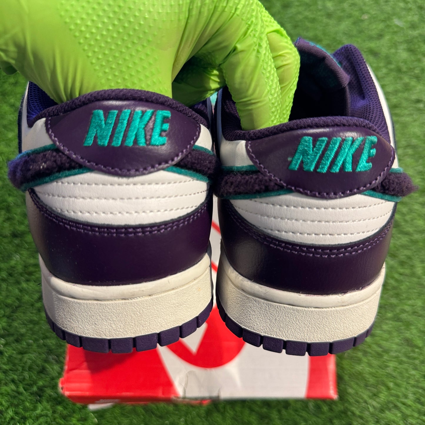 Dunk Low 'Chenille Swoosh - Grand Purple'