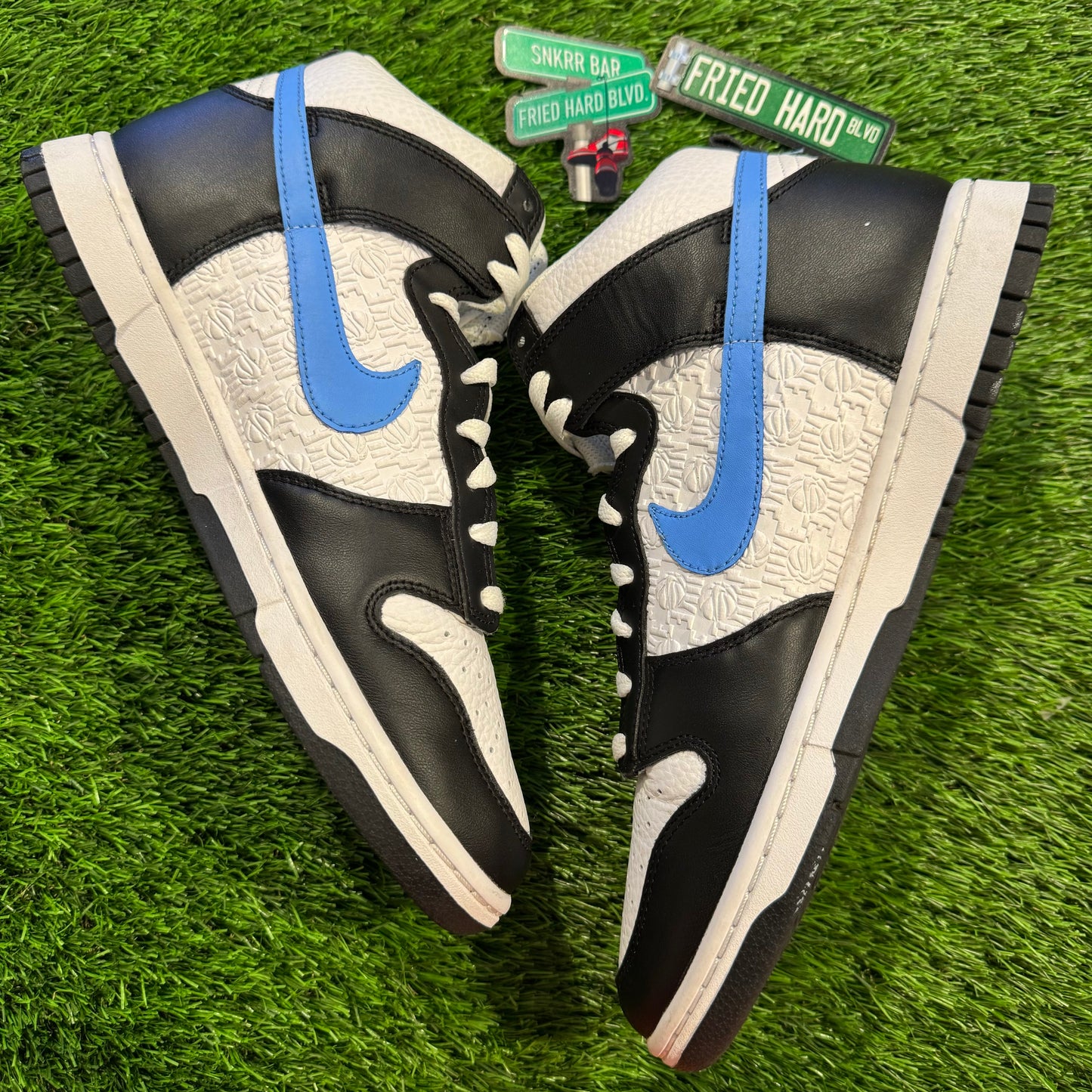 Dunk High EMB 'University Blue'