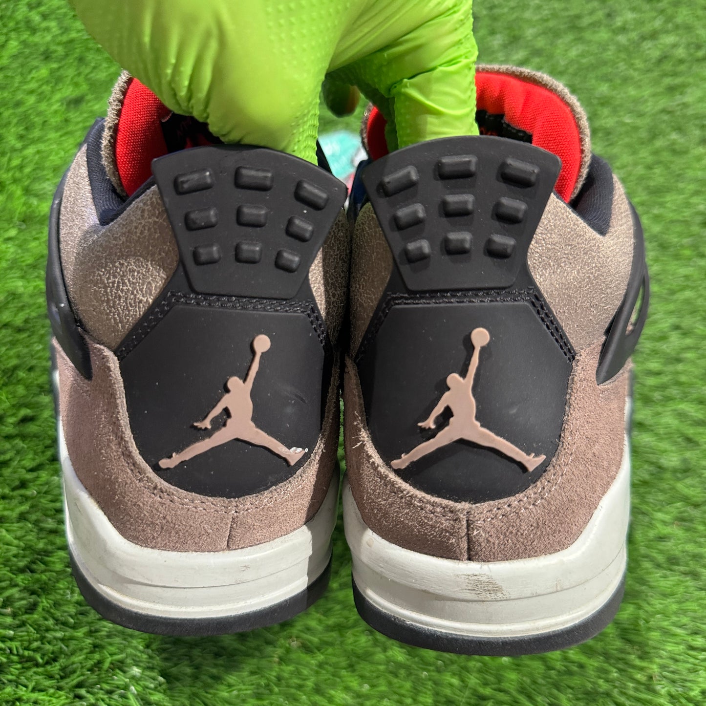 Air Jordan 4 Retro 'Taupe Haze'