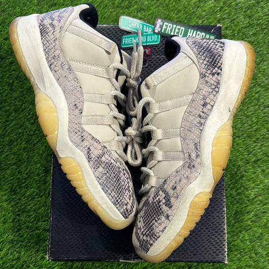 Air Jordan 11 Retro Low 'Light Bone Snakeskin'