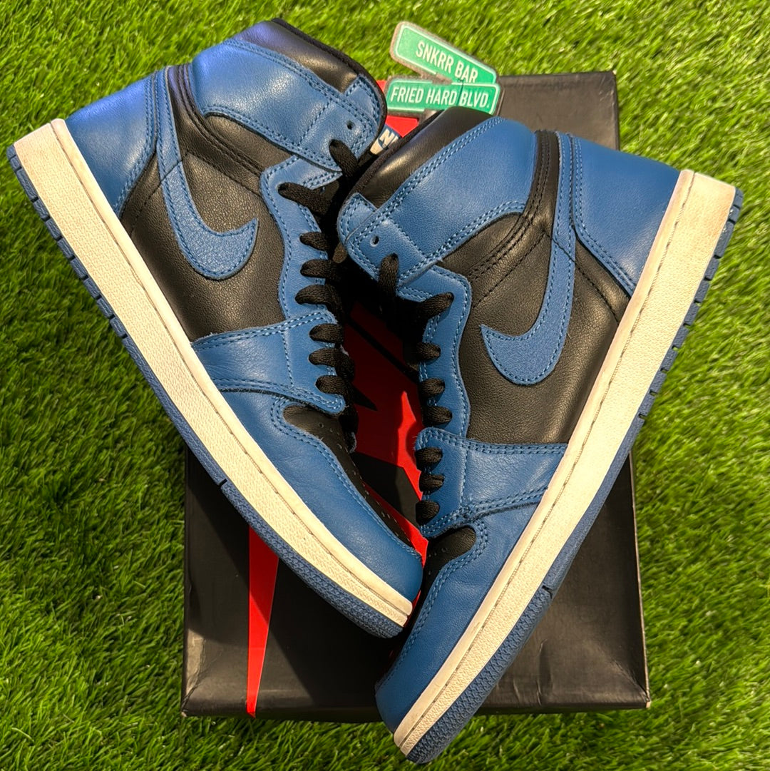Air Jordan 1 Retro High OG 'Dark Marina Blue'