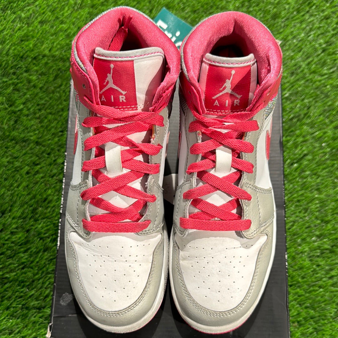 Air Jordan 1 Mid GS 'Platinum Pink'
