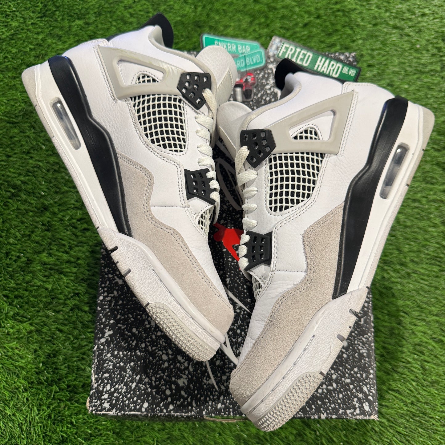 Air Jordan 4 Retro 'Military Black'