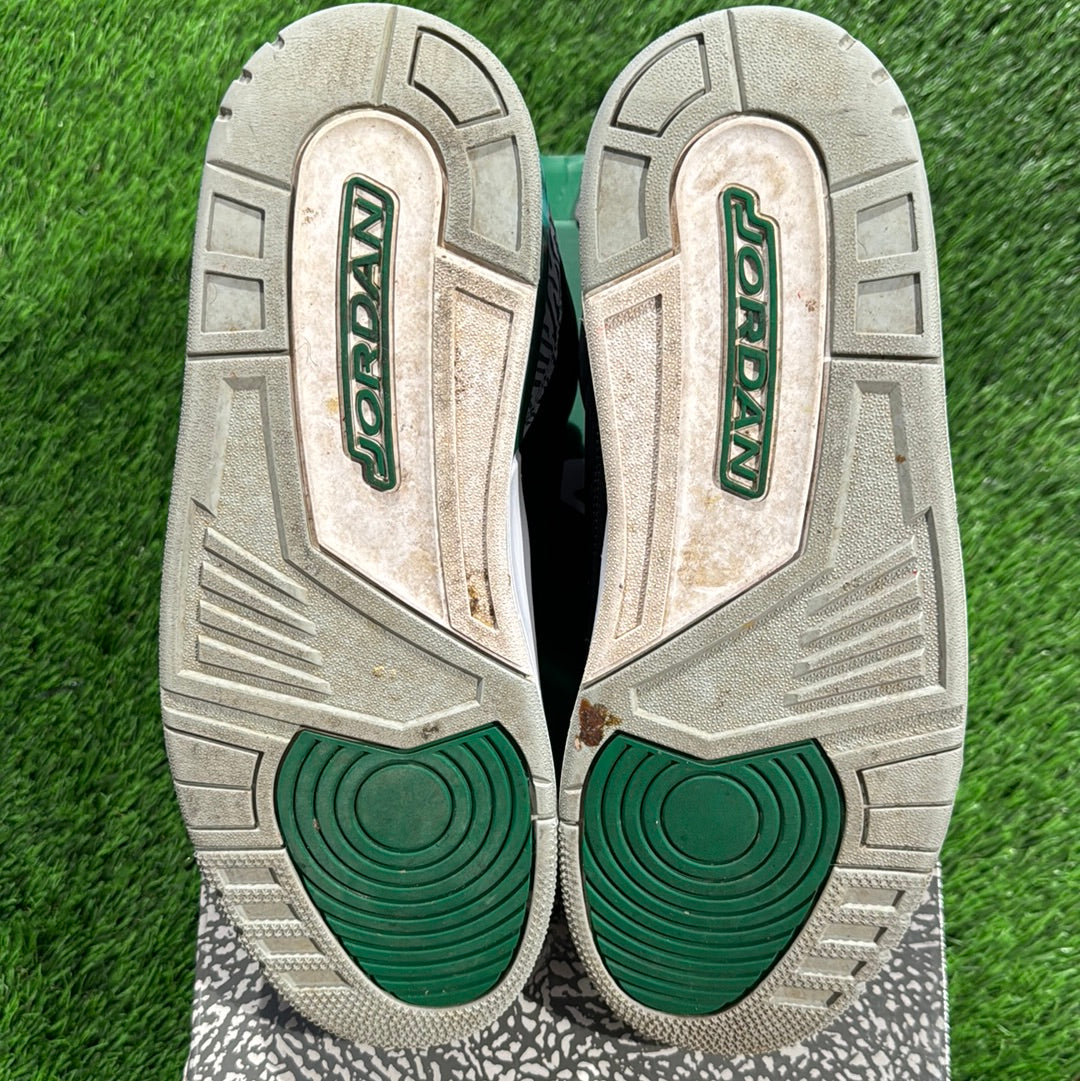 Air Jordan 3 Retro 'Pine Green'