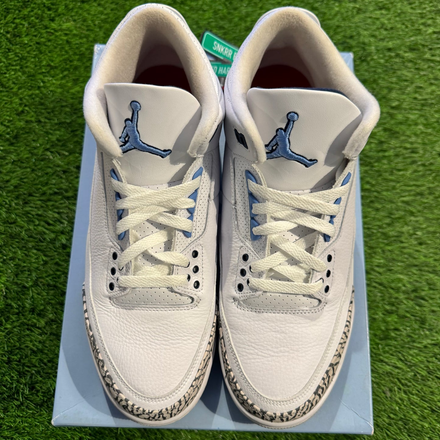 Air Jordan 3 Retro 'UNC'