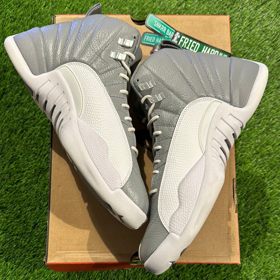 Air Jordan 12 Retro 'Stealth'