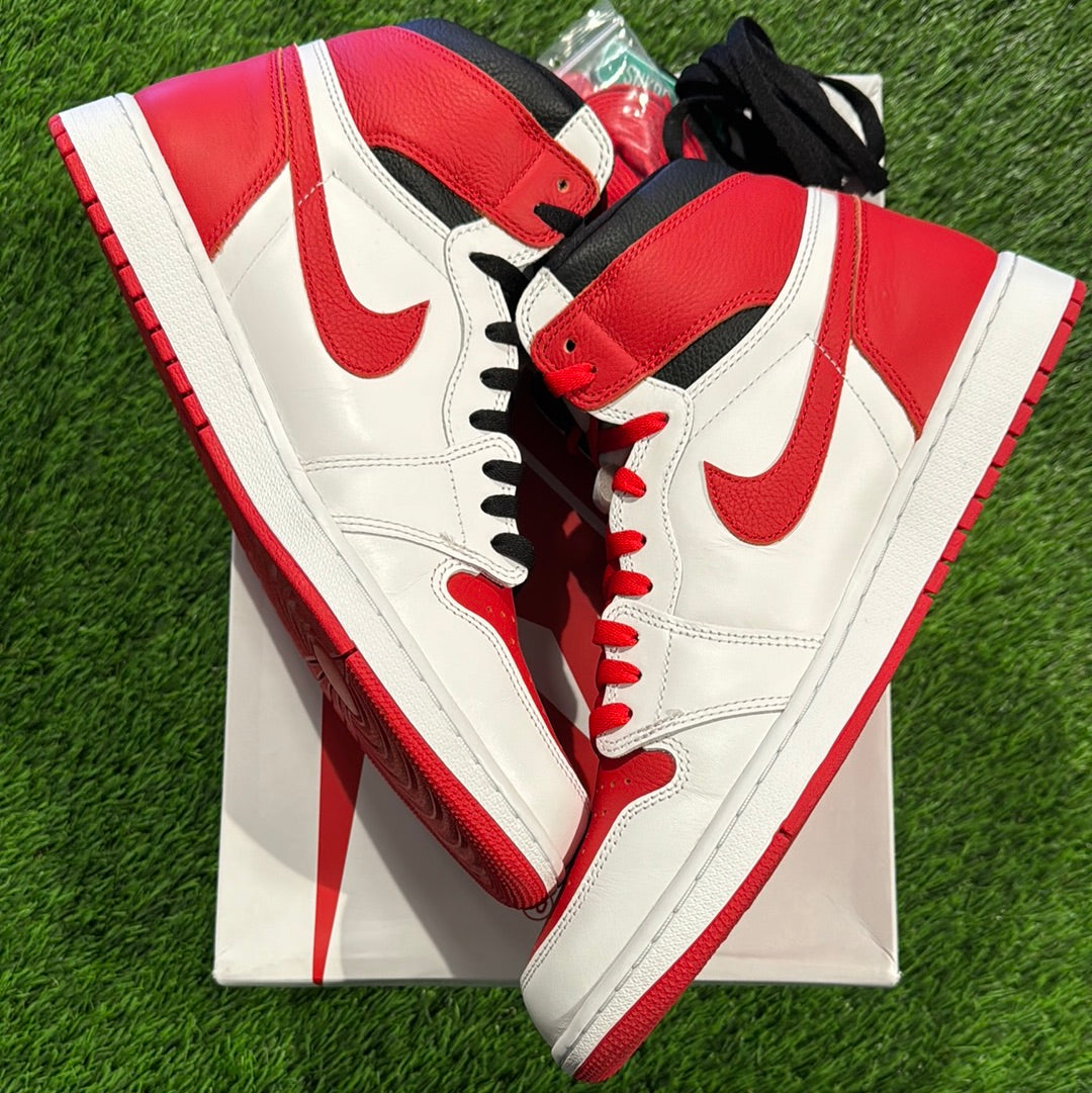 Air Jordan 1 Retro High OG 'Heritage'