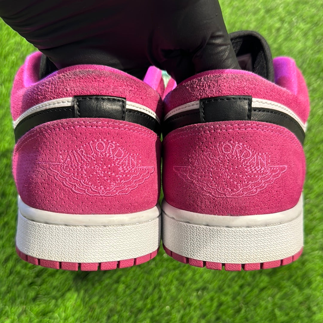 Air Jordan 1 Low SE 'Fuchsia'